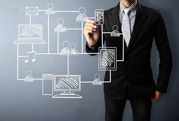 Dashboard de análisis de marketing digital con gráficos y métricas